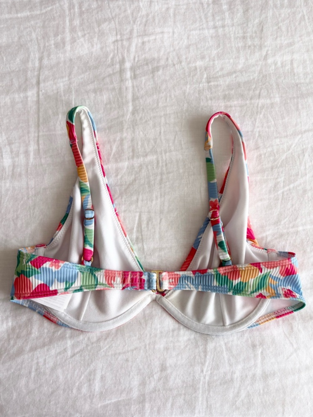 Hollister Floral Ribbed Bikini Set in Pink, Blue, Green, Yellow - Picture 7 of 9